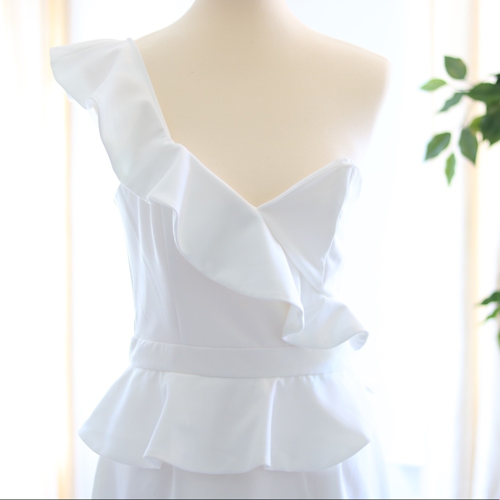 Off The Shoulder Bardōt Dress